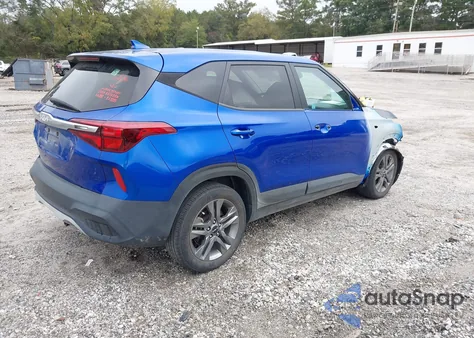 2023 Kia Seltos Lx z USA, uszkodzony, nr VIN KNDEPCAA9P7409755